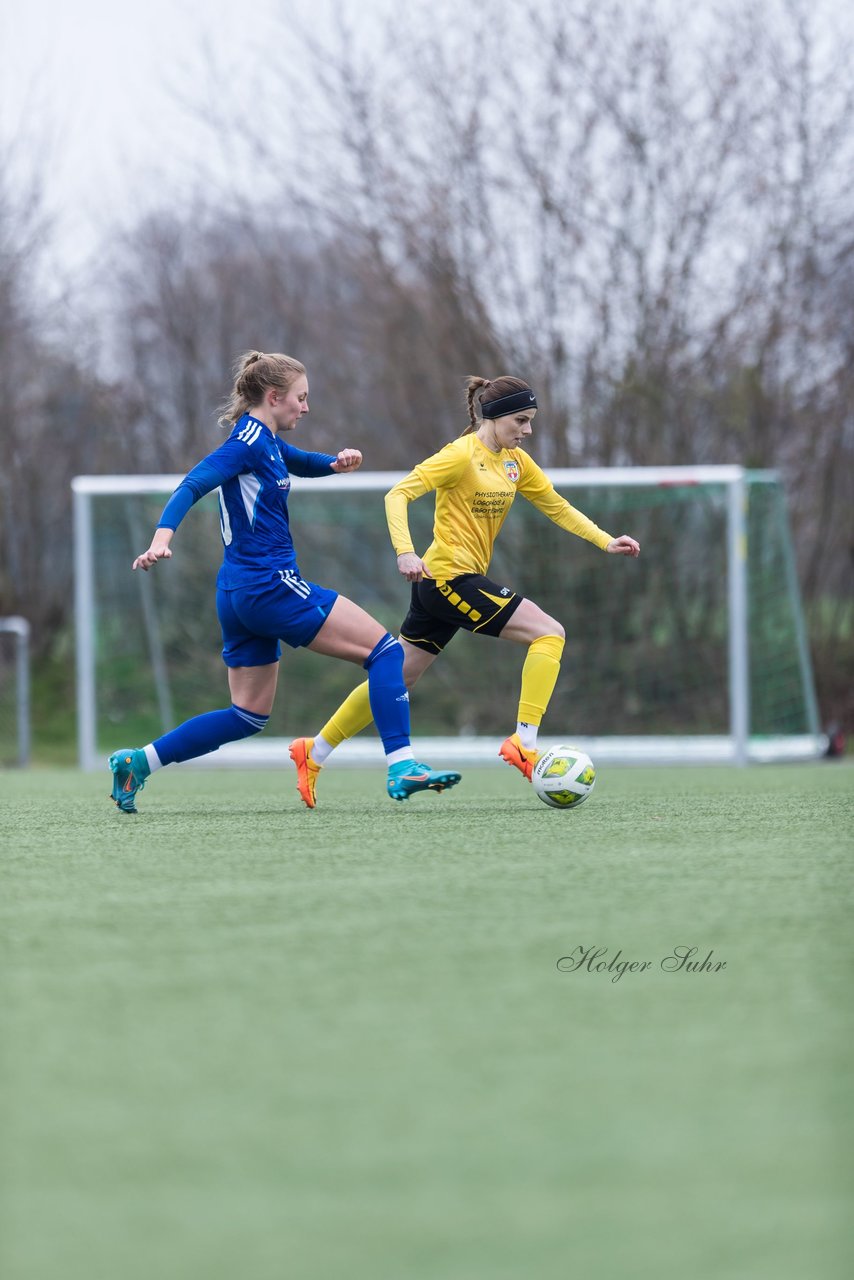 Bild 341 - F SSC Hagen Ahrensburg - SV Frisia Risum-Lindholm : Ergebnis: 1:2